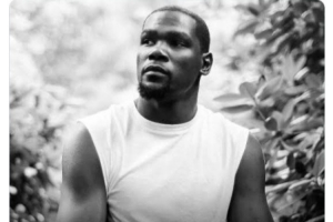 再负鱼腩火蜜绝望！KD还觉得自己是替罪羊吗？把狄龙和格林还回来