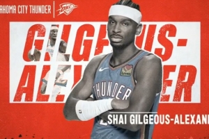 有点顶不住了！亚历山大强突内线抛投打板得分 热火请求暂停