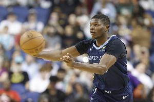 内外开花！11号秀科沃德15中8砍全场最高21分外加8板 三分10中5