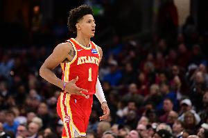 媒体人：杰伦约是老鹰的约老师 吹杨交易很实在 CJ几乎无缝衔接