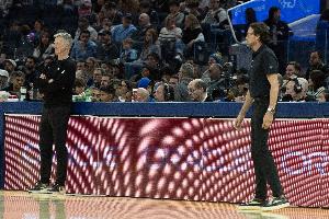 老鹰主帅：所有在场球员都在努力防守 对勇士的反扑有心理准备