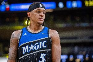 奋力反击！班凯罗强攻打成2+1 魔术轰出13-3强势反超