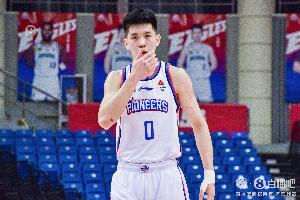 指挥官！林庭谦12次助攻盘活全队 全场15中4&末节手感回暖单节7分