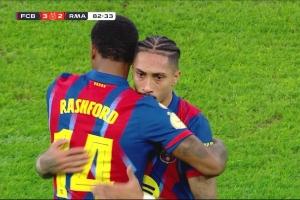 就踢了12分钟！拉什福德补时慢悠悠失单刀，转头眼神防守险遭绝平