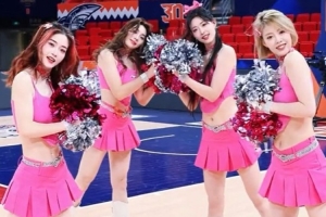 上海男篮主场啦啦队晒舞蹈视频：快来看我们变装啦🥳