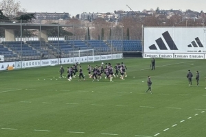 记者：姆巴佩、罗德里戈缺席了阿韦洛亚的第一堂一线队训练课