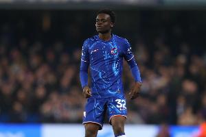 TA：切尔西想买中场和后卫 乔治将离队，考虑召回派斯