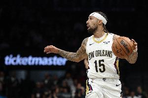 鹈鹕主帅：阿尔瓦拉多因腹斜肌拉伤将至少缺席两周