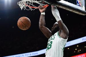 效率很高！科塔9投7中砍下15分8篮板2助攻2抢断1盖帽