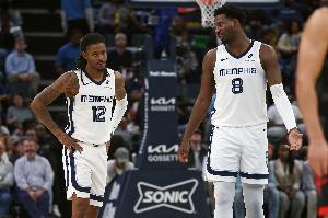 美记：灰熊管理层已决心年轻化重建 莫兰特交易后也可能交易JJJ