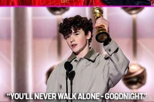 16岁利物浦球迷金球奖获奖感言用队歌“你永远不会独行”结尾❤️