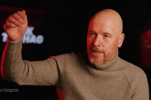 任特温特技术总监！滕哈赫：做教练总是身处火线，这次尝试新角色