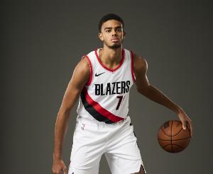 吕佩尔举头望明月！低头球没了！被霍福德直接拿走！