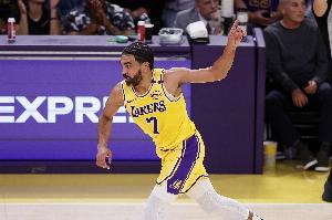 烟来！文森特首节三分3中3贡献9分 正负值+7