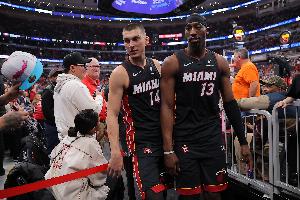 29分！希罗：阿德巴约把所有小事都做好了 我们都知道他的能力