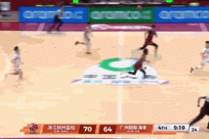 五大囧！张兴亮反击晃飞防守传陈国豪直接扔出界