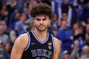 状元热门下半场轰17分~布泽尔儿子砍下21分13板 杜克开季17战16胜