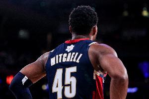 行云流水！骑士全场50个运动战进球 有41个助攻&米切尔9助攻最多