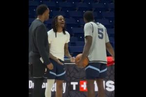 😳莫兰特训练中和队友激烈沟通 上升至争吵 两人最终不欢而散