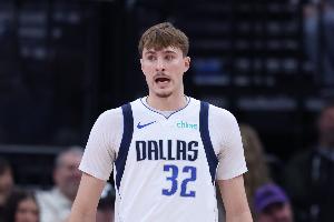 弗拉格崴脚伤退！马绍尔：还没来得及和他聊 希望他一切都好