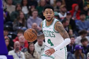 马祖拉：A·西蒙斯表现全面把球队扛在了肩上 总在做正确的决策