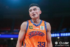 CBA官网：北控与罗汉琛以C类合同签约2年 第二年球队选项