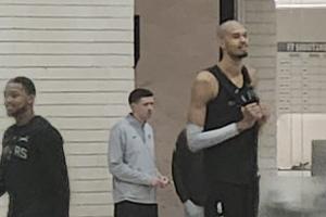 👀削发明志？我……了也变强了！文班重回少林武僧光头模式