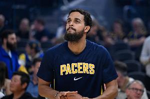 场均4.6分！侠记：球队与前锋杰里迈亚·罗宾逊-厄尔签10天短合同