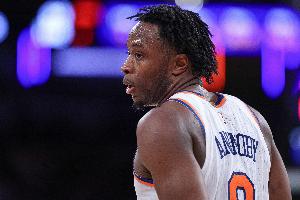 五五开！阿努诺比20中10 得到25分5篮板1助攻1抢断