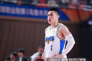 迷失！陈盈骏17分钟5中0仅靠罚球拿到1分 正负值-13