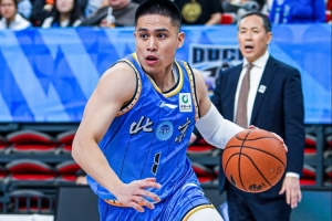 记者：周琦伤退 陈盈骏状态全无 北京男篮的攻防缺口太多了