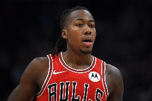 冲击力很强！道苏姆20分钟13中7 罚球5中4砍下18分