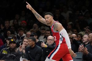 攻防俱佳！乔丹·米勒加时飙中关键三分 全场11中8贡献19分6助4断