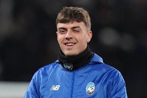 记者：尤文推进签小马尔蒂尼，亚特兰大希望的交易形式为永久转会