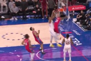 这球是真的炸裂！亨特快攻中骑扣恩比德 大帝被扣翻在地