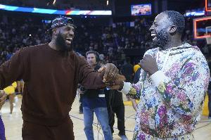 追梦没人要？霍里：只有一队会考虑他——湖人 他对老詹爱得深沉