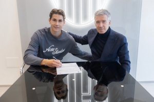 挪威新晋国脚！博洛尼亚官方：布兰20岁中卫埃温·赫兰加盟