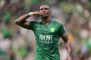 记者：国安队今天十点启程赴海口冬训，斯帕吉奇、法比奥随队出发