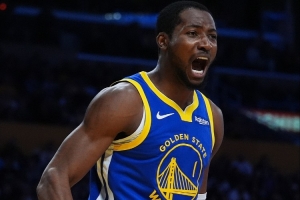 美记：独行侠内部已就库明加的个人能力和合同结构进行了评估