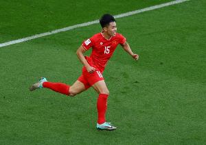 记者谈阮庭北：越南U23的真大腿，比赛里气场拉满有球王风范