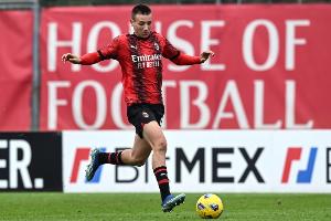 米体：卡马达更可能回米兰并接受肩膀手术，这样一来将伤缺至4月