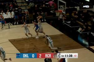 开场戏份很足！杨瀚森接球造犯规稳稳罚中 防守端送遮天大帽