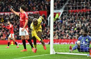 记者：尤文向水晶宫提议进欧冠就强制买断马特塔，球员倾向于接受