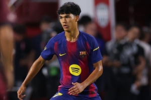 记者：切尔西、曼城和多特有意巴萨小将德罗，球员预计冬窗离队