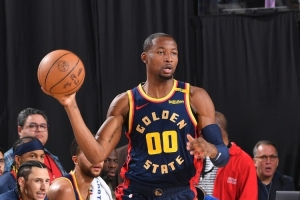 帕森斯：勇士现在成绩也就中游 却一直雪藏唯一的年轻天赋库明加