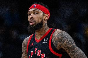 食之无味！英格拉姆13中7得到19分6板2帽 出现5失误&末节加时隐身