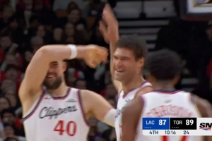 抢占先机！大洛三分命中 快船第四节不到2分钟轰9-0追到2分